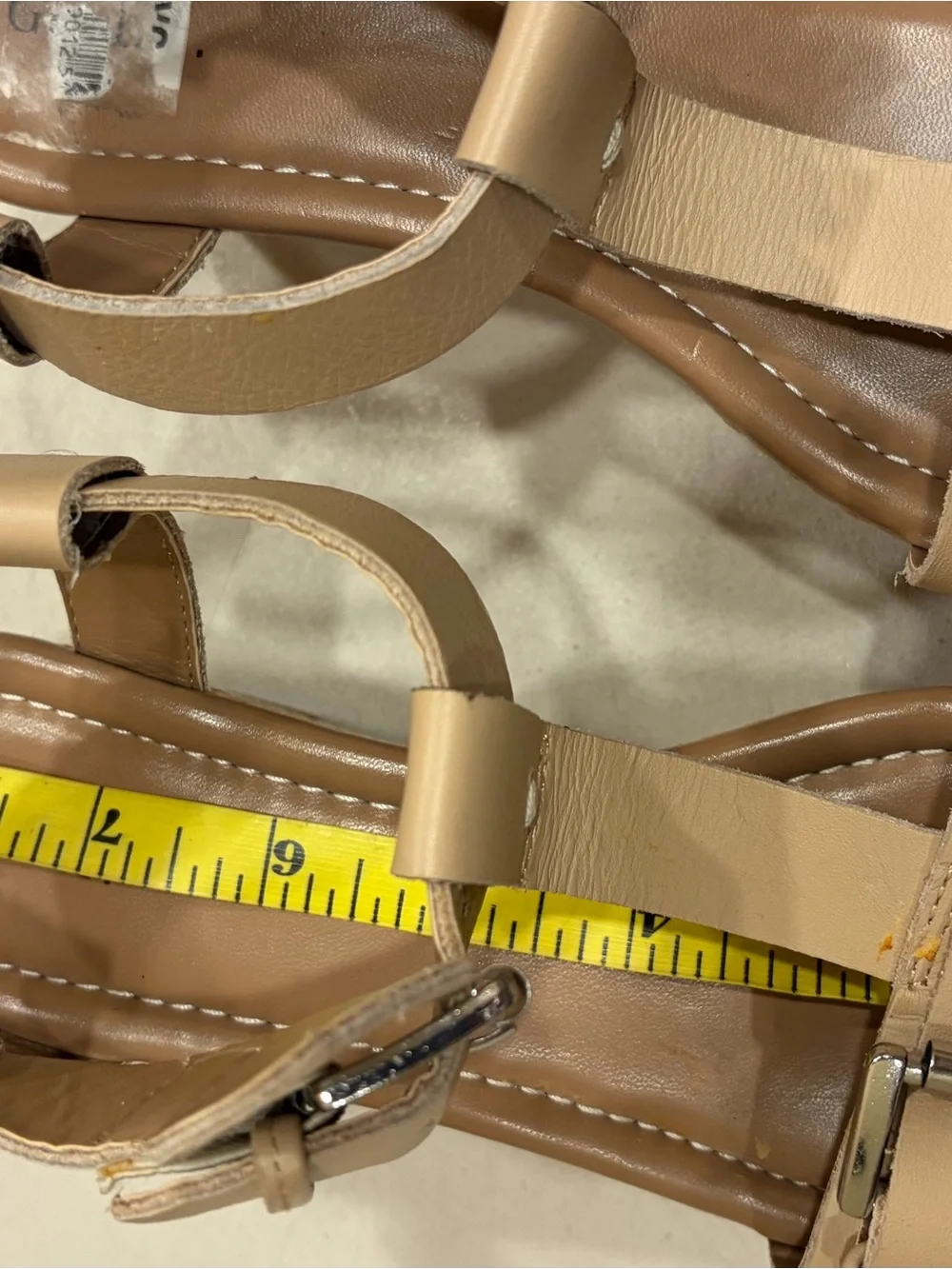 GILI leather sandals sz 6 beige